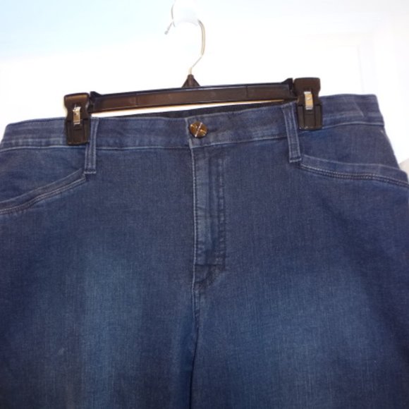 NWT-Wynne Denim Blue Zipper Jeans with Front and Back Pockets. Size 16 Tall. - Picture 4 of 5